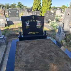 Izrada i Prodaja Nadgrobnih Spomenika veoma povoljno